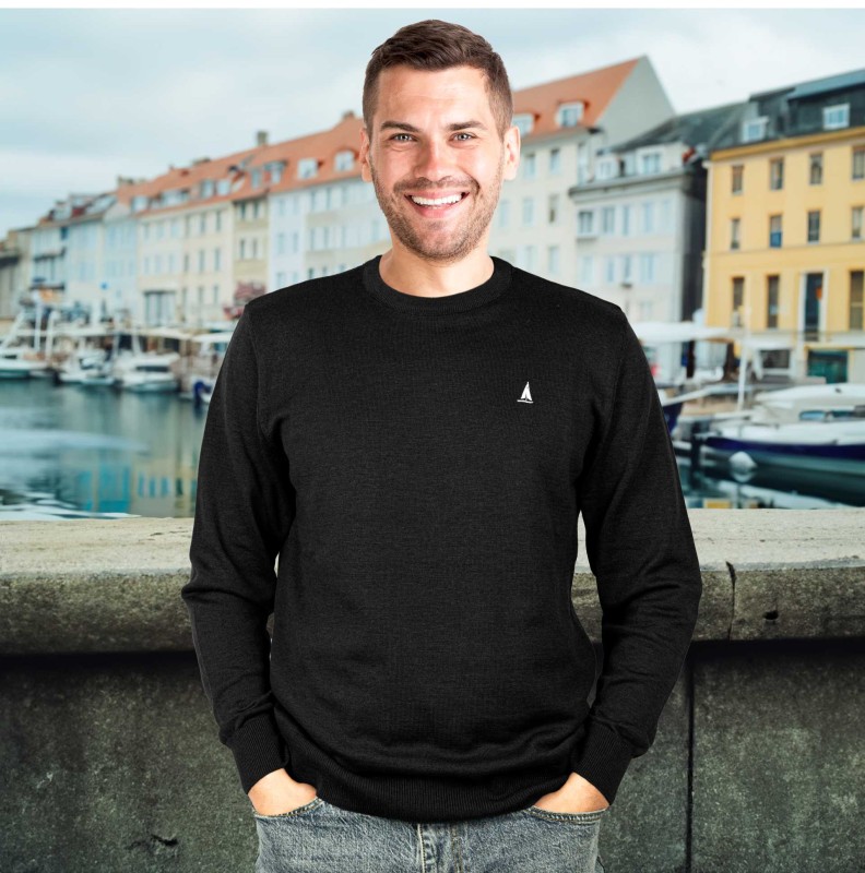 Sweter męski klasyczny czarny Captain Mike