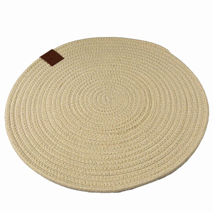 Podkładka mata na stół do ogrodu domu dekoracyjna  38 cm