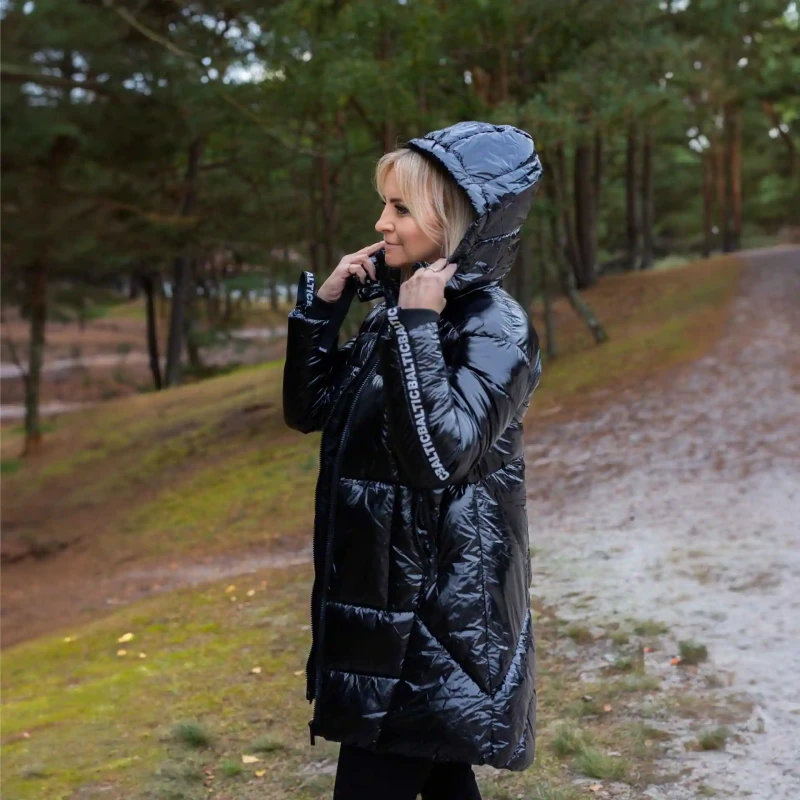Kurtka damska zimowa puchowa długa z kapturem CAMO
