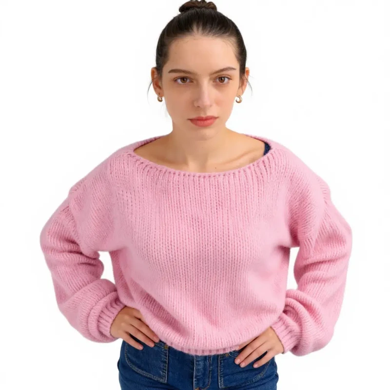 Ciepły sweter damski różowy oversize miękki elegancki, klasyczny dekolt Captain Mike