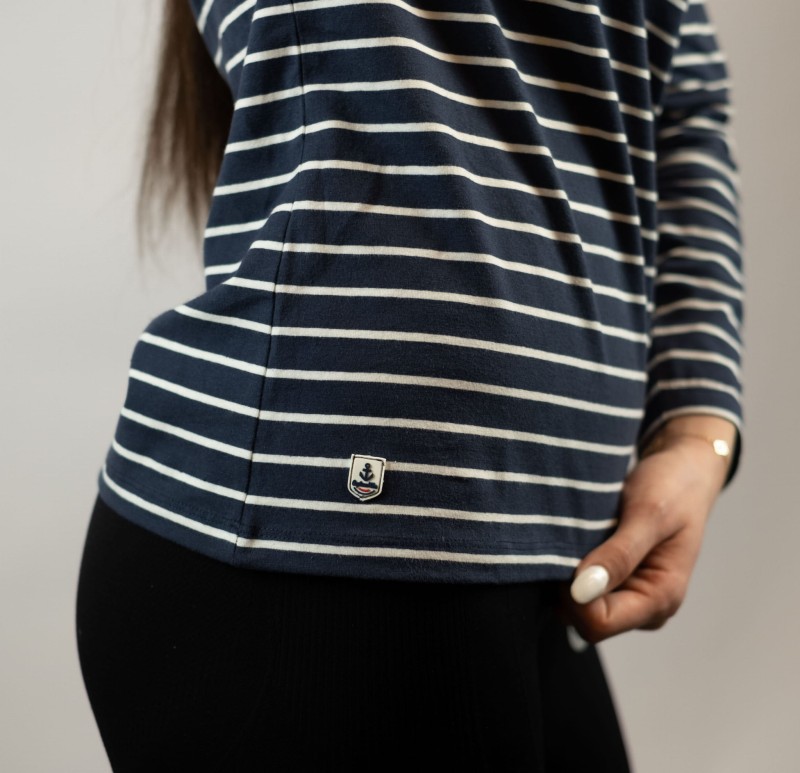 certyfikat OEKO-TEX, koszulka, damska, t-shirt, bawełniana, elastyczna, markowa,  dopasowany krój, wygodna na rożne okazje, na lato, na jesień, na wiosnę